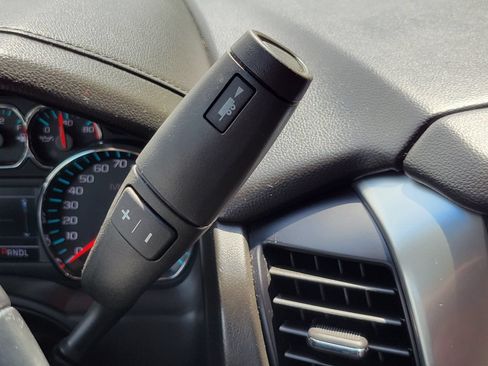 Used 2019 Chevrolet Tahoe LS RWD image 19
