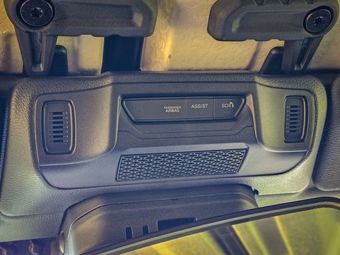 New 2026 Jeep Gladiator Sport AWD/4WD image 25