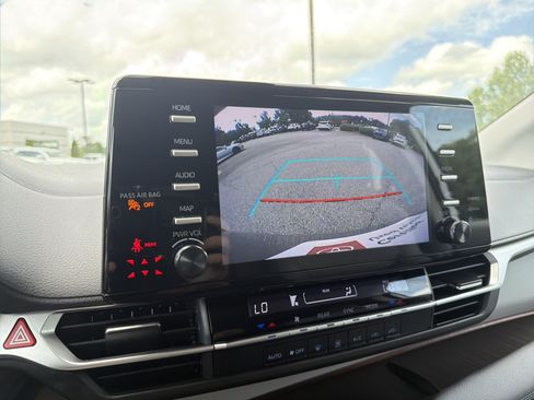 Certified 2022 Toyota Sienna LE FWD image 7