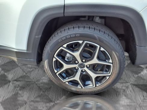 Used 2025 Jeep Compass Limited AWD/4WD image 21