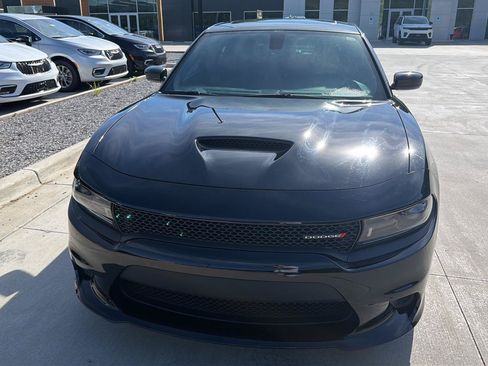 Used 2022 Dodge Charger R/T w/ Plus Group RWD image 8