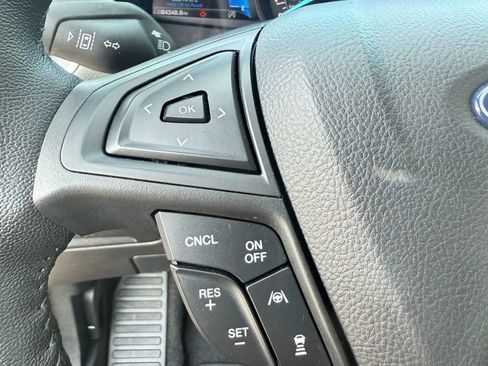 Used 2022 Ford Edge SEL AWD/4WD image 19