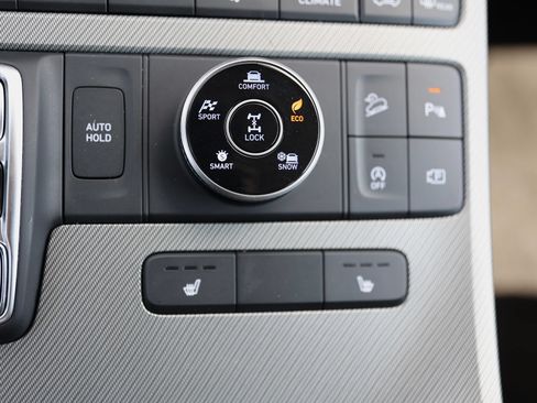 Certified 2025 Hyundai Palisade SEL AWD/4WD image 32