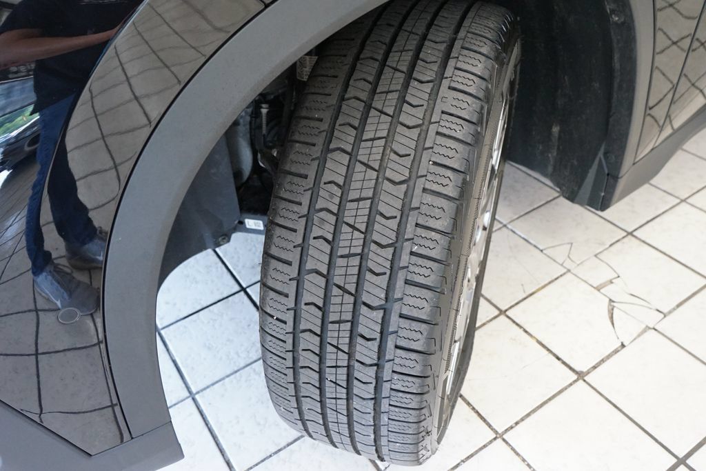 Used 2023 BMW X1 xDrive28i AWD/4WD image 51