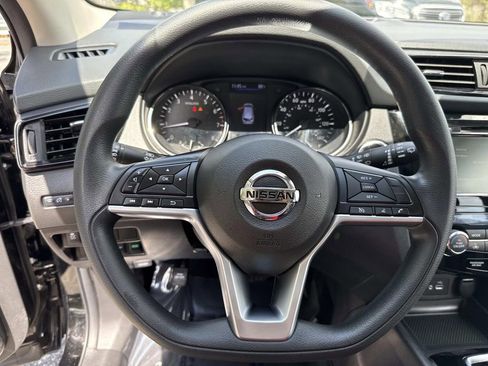 Used 2020 Nissan Rogue Sport SV AWD/4WD image 43