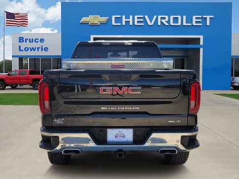 Used 2021 GMC Sierra 1500 SLT w/ SLT Premium Plus Package AWD/4WD image 5