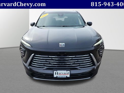 Used 2025 Buick Enclave Preferred image 2