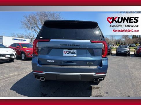 New 2026 GMC Yukon XL Denali w/ Denali Reserve Package image 6