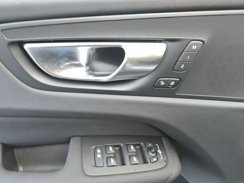 New 2026 Volvo XC60 B5 Plus w/ Protection Package Premier image 23