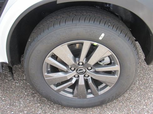 New 2026 Nissan Pathfinder SV AWD/4WD image 9