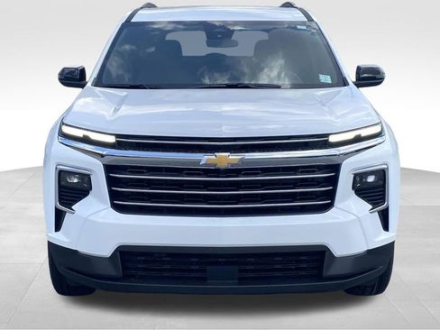 New 2026 Chevrolet Traverse LT w/ LPO, Floor Liner Package image 8