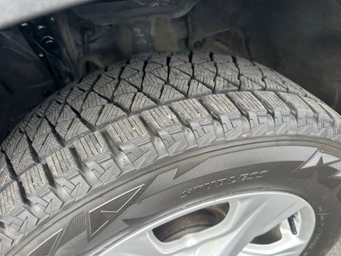 Used 2021 Toyota RAV4 XLE w/ Convenience Package image 13