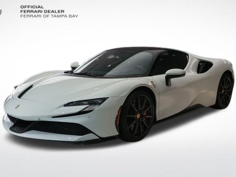 Used 2023 Ferrari SF90 Stradale image 1