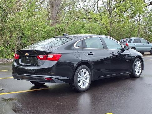 Used 2024 Chevrolet Malibu LT FWD image 2