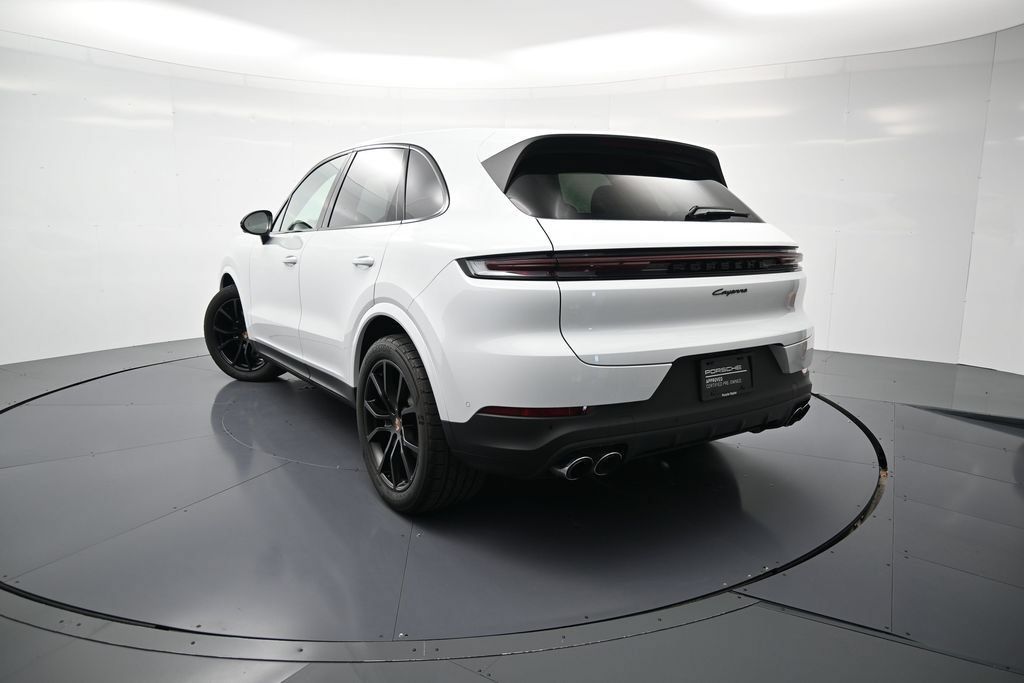 Certified 2026 Porsche Cayenne AWD/4WD image 41
