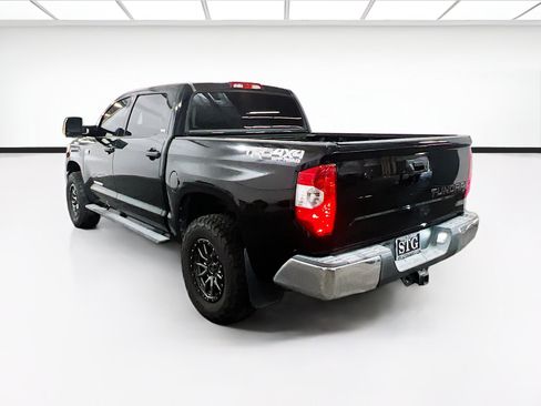 Used 2017 Toyota Tundra SR5 w/ TRD Off Road Package AWD/4WD image 6