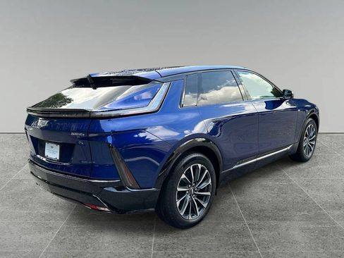 New 2026 Cadillac Lyriq Sport AWD/4WD image 5