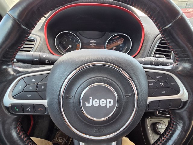 Used 2018 Jeep Compass Trailhawk w/ Cold Weather Group AWD/4WD image 8