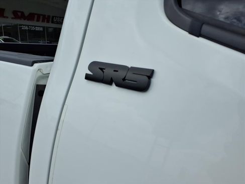 Used 2020 Toyota Tacoma SR5 AWD/4WD image 10