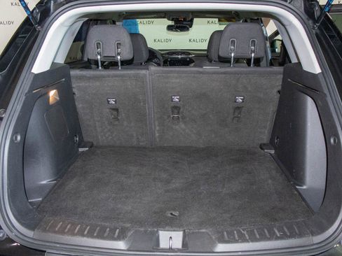Used 2022 Chevrolet TrailBlazer LT w/ Convenience Package FWD image 23