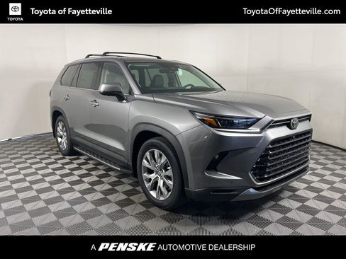 New 2026 Toyota Grand Highlander FWD image 6