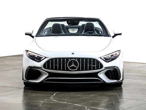 Used 2022 Mercedes-Benz SL 63 AMG 4MATIC w/ AMG Aerodynamic Package image 5