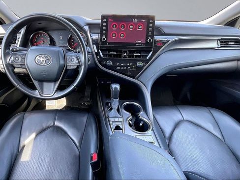 Used 2024 Toyota Camry XSE FWD image 16