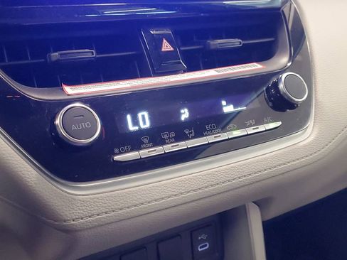 Used 2024 Toyota Corolla Cross LE image 26