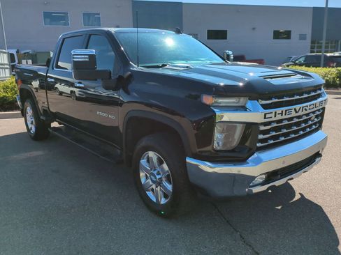 Used 2020 Chevrolet Silverado 2500 LTZ w/ LTZ Premium Package image 2