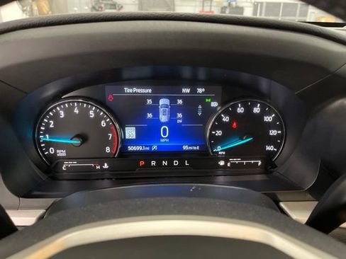 Used 2021 Ford Explorer XLT w/ Equipment Group 202A AWD/4WD image 16