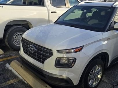 Used 2020 Hyundai Venue SEL