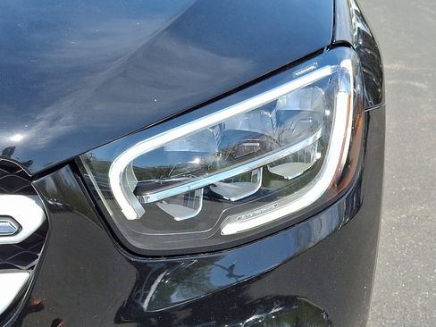 Used 2020 Mercedes-Benz GLC 300 4MATIC image 9