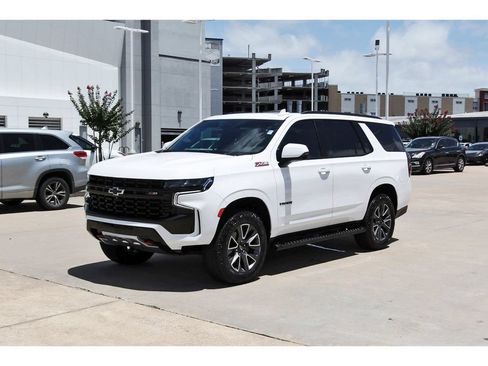 Used 2024 Chevrolet Tahoe Z71 w/ Z71 Off-Road Package AWD/4WD image 2