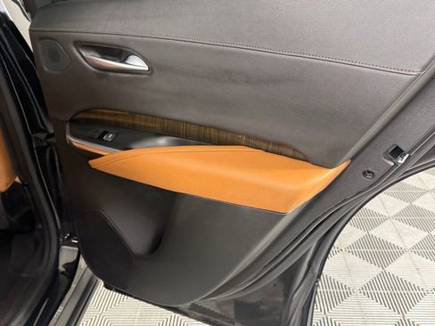 Used 2023 Cadillac XT4 Premium Luxury image 33