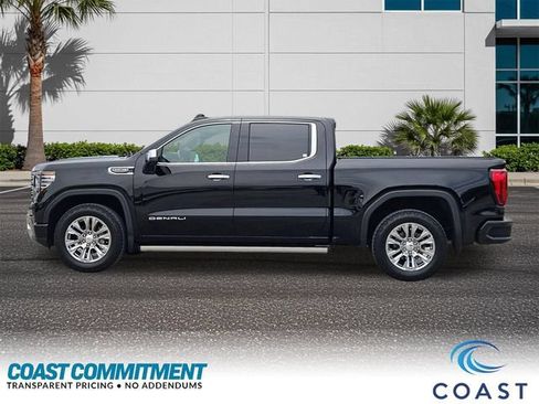 Used 2022 GMC Sierra 1500 Denali AWD/4WD image 9