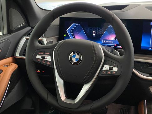 Used 2026 BMW X5 xDrive40i w/ Premium Package image 16