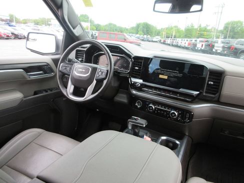 Certified 2023 GMC Sierra 1500 SLT w/ SLT Premium Package AWD/4WD image 25