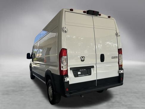 Used 2025 RAM ProMaster 2500 w/ Convenience Group FWD image 4