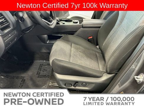 Used 2023 Nissan Rogue SV AWD/4WD image 14