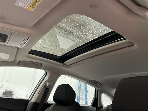 Used 2024 Honda Accord EX image 22