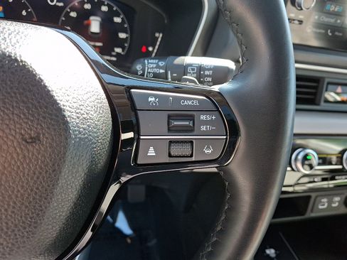 Certified 2023 Honda Pilot Elite image 23