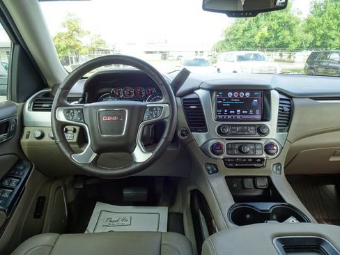 Used 2018 GMC Yukon SLT w/ HD Trailering Package AWD/4WD image 23
