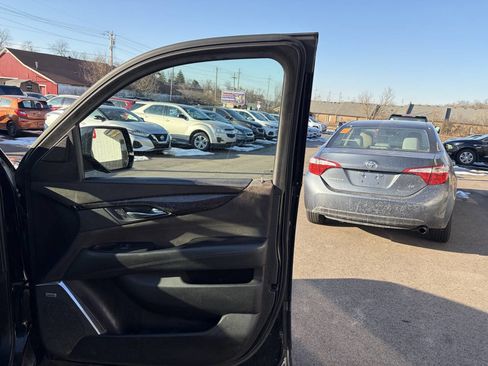 Used 2016 Cadillac Escalade ESV Platinum image 17