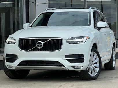 Used 2019 Volvo XC90 T6 Momentum w/ Advanced Package