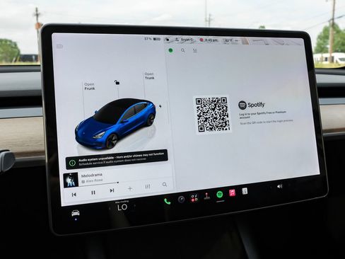 Used 2022 Tesla Model 3 Long Range AWD/4WD image 25