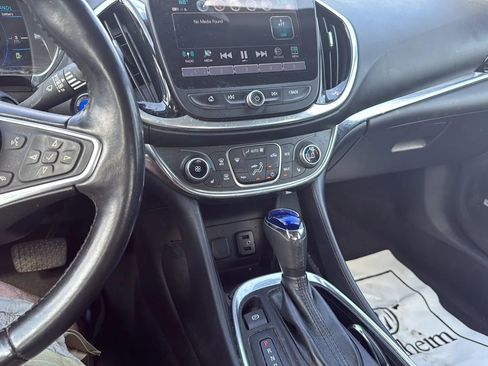 Used 2018 Chevrolet Volt Premier w/ Driver Confidence Package image 13