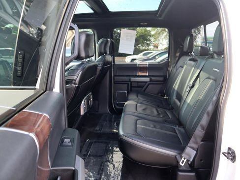 Used 2016 Ford F150 Platinum w/ Equipment Group 701A Luxury AWD/4WD image 16