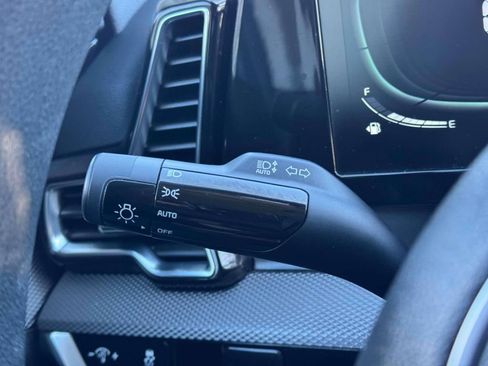 Used 2023 Kia Sportage LX image 21