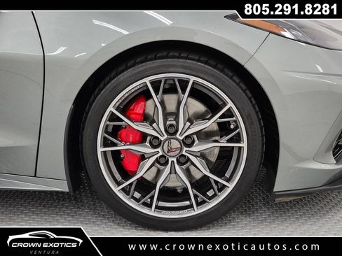 Used 2023 Chevrolet Corvette Stingray Premium Conv w/ Z51 Performance Package RWD image 9