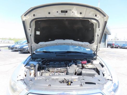 Used 2015 Ford Taurus Limited FWD image 9
